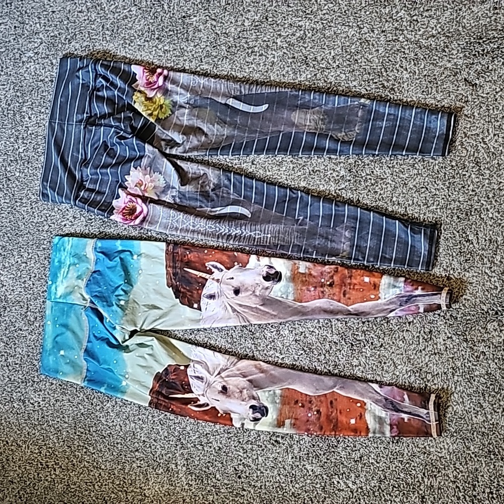 STUNNING TEEKI UNICORN AND ELEPHANT LEGGINGS